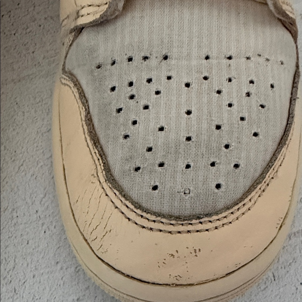 Women’s Nike Air Jordan 1 Low SE - Picture 12 of 14